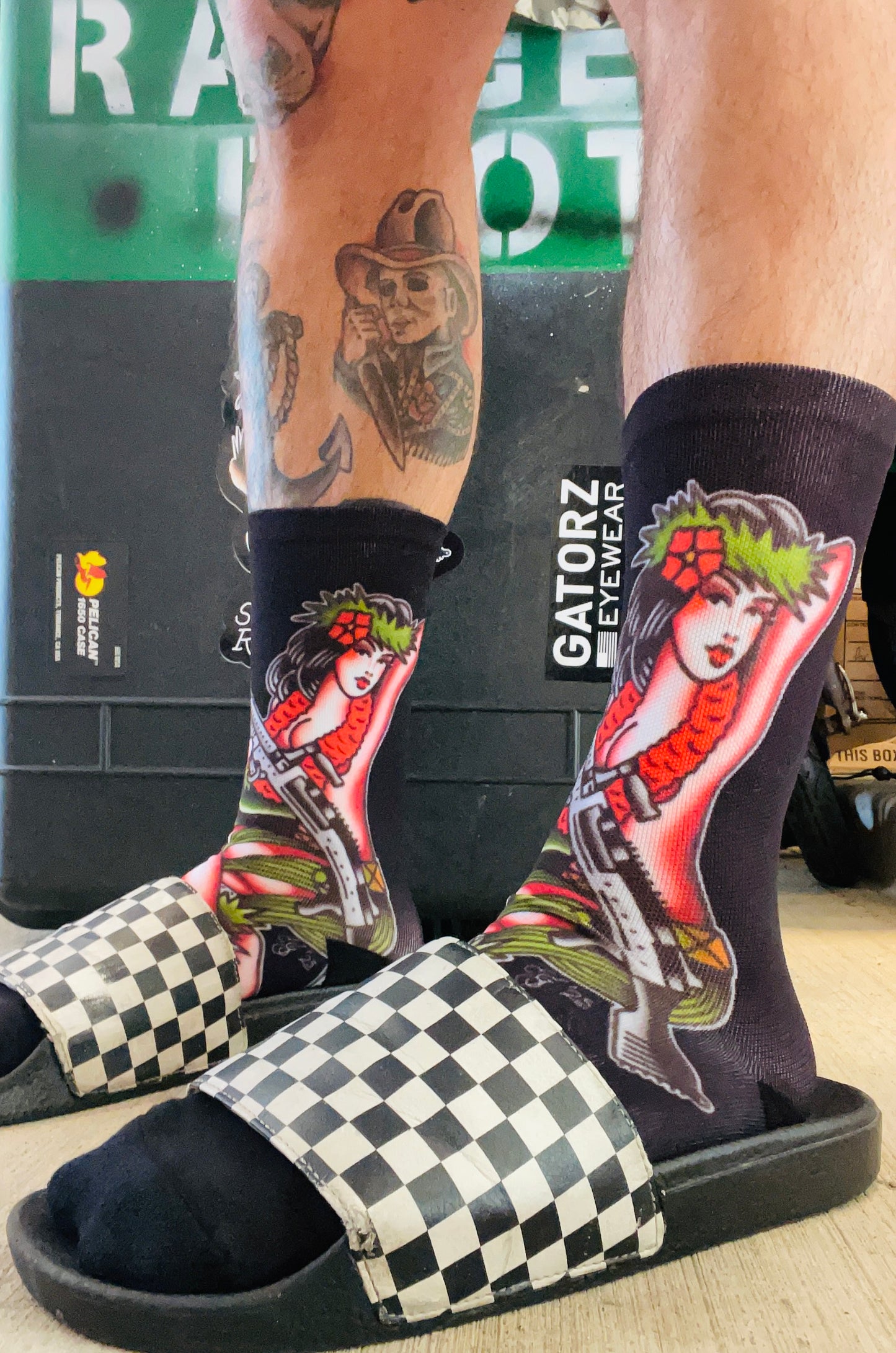 Aloha Heat Crew Socks (Black)